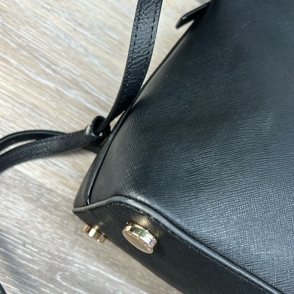 Michael Kors Black Leather Cindy Dome Satchel! Preowned!! Very Gently Used!! - Picture 7 of 11